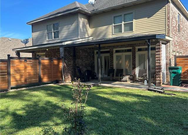Property at 42345 Broadwalk Ave, Hammond, LA 70403, 2 beds, 2.5 baths