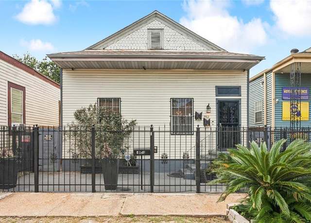 Property at 2912 Philip St, New Orleans, LA 70113, 2 beds, 2 baths
