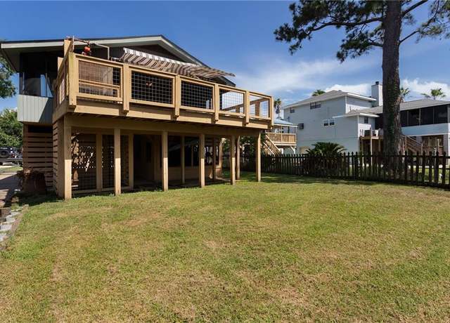 Property at 3113 Bayou View Pl, Slidell, LA 70458, 2 beds, 1 bath