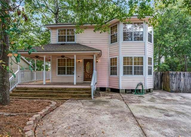 Property at 1633 Magnolia St, Slidell, LA 70460, 3 beds, 3 baths