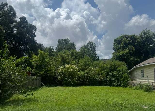 Property at 1307 Ptolemy St, New Orleans, LA 70114