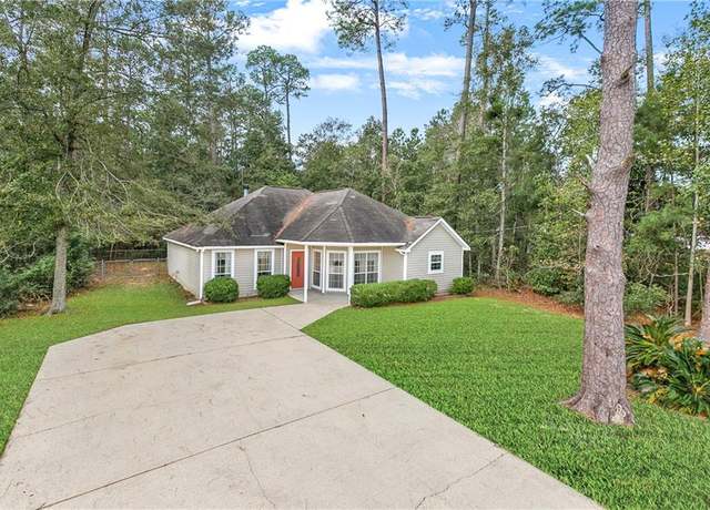 Property at 3133 Terrace Ave, Slidell, LA 70458, 3 beds, 2 baths