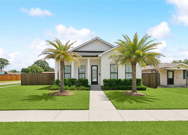 Property at 1117 Madison St, Metairie, LA 70001, 3 beds, 2 baths