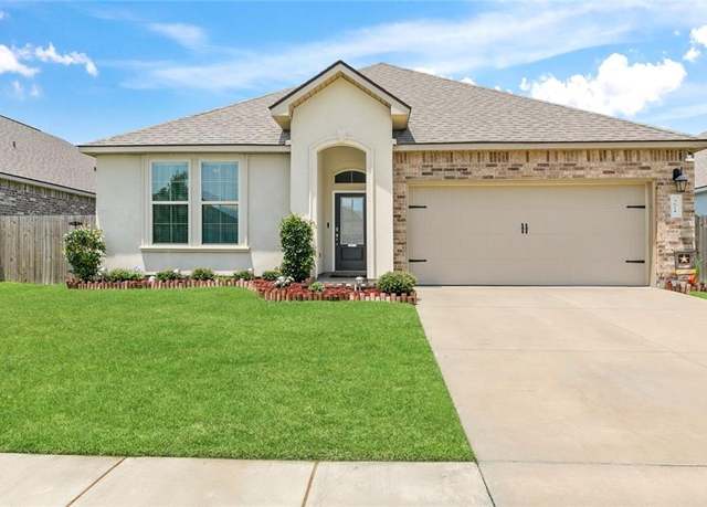 Property at 3624 Trestle Crossing Ave, Slidell, LA 70461, 4 beds, 2 baths