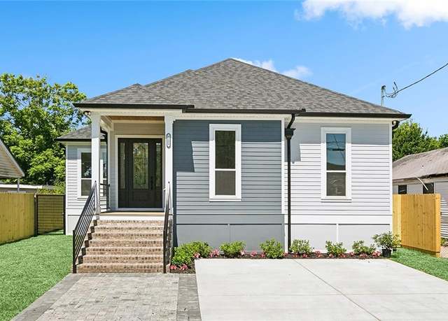 Property at 1209 Moisant St, Kenner, LA 70062, 4 beds, 2.5 baths
