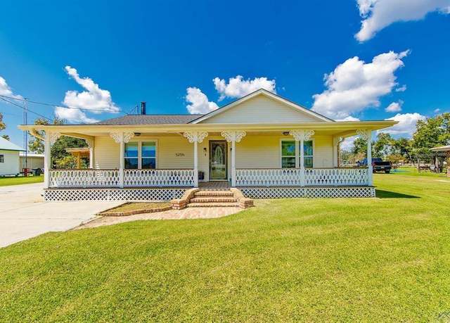 Property at 5256 Bayouside Dr, Chauvin, LA 70344, 4 beds, 2 baths