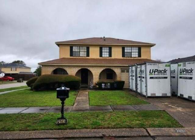 Property at 2103 Mesa Via, Harvey, LA 70058, 4 beds, 2.5 baths