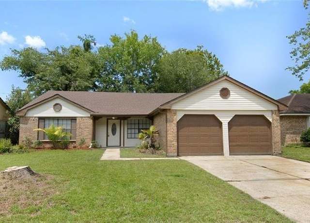 Property at 2621 English Colony Dr, La Place, LA 70068, 4 beds, 2 baths