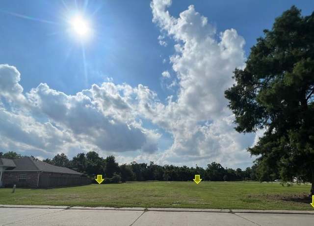 Property at 4000C E Genie St, Meraux, LA 70043