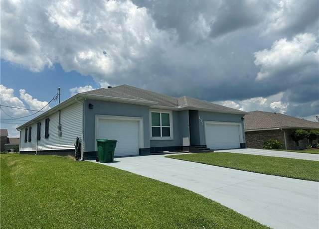 Property at 131 Belle Grove Dr, La Place, LA 70068, 5 beds, 3.5 baths