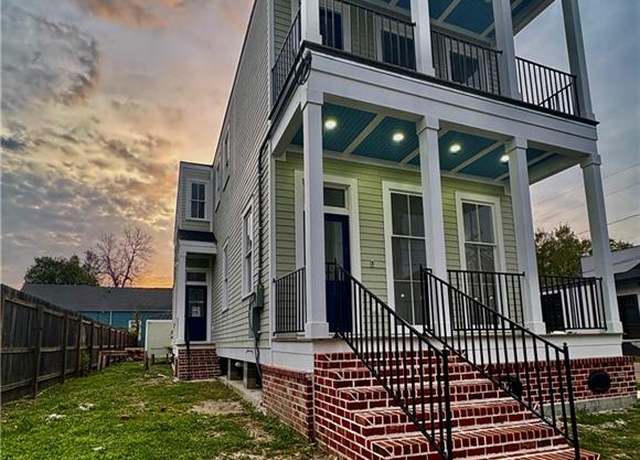 Property at 736 Belleville St, New Orleans, LA 70114, 5 beds, 3 baths
