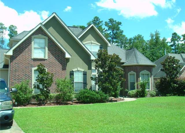 Property at 318 Palermo Dr, Slidell, LA 70458, 5 beds, 3.5 baths