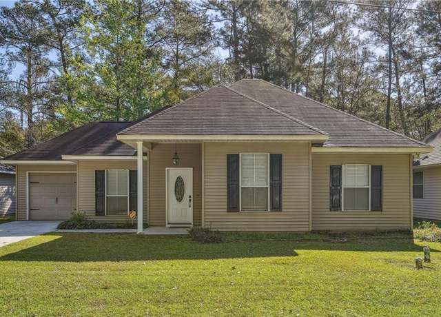 Property at 70372 K West St, Covington, LA 70433, 3 beds, 2 baths