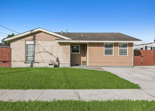 Property at 16 Halle Pl, Westwego, LA 70094, 3 beds, 1 bath