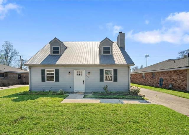 Property at 314 Ormond Village Dr, Destrehan, LA 70047, 3 beds, 2 baths