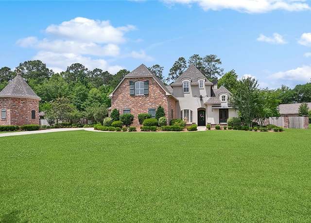 Property at 126 Tchefuncta South Dr, Covington, LA 70433, 5 beds, 4.5 baths