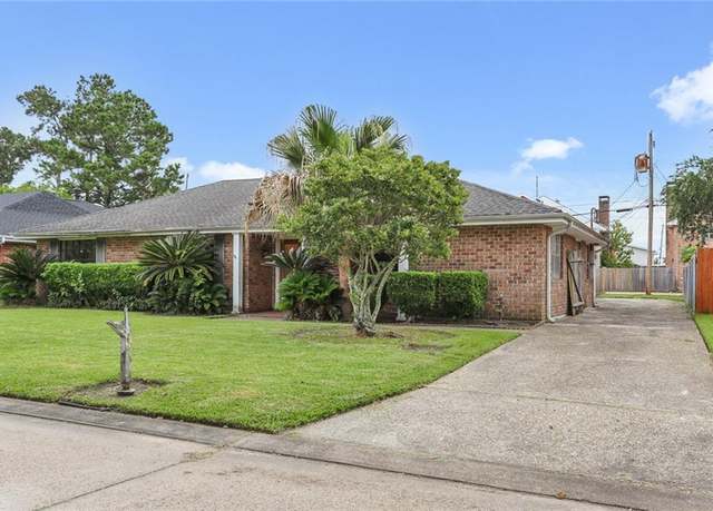 Property at 22 Edgewood Dr, Destrehan, LA 70047, 4 beds, 2 baths