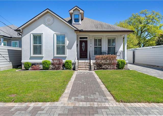 Property at 805 Linden St, Metairie, LA 70003, 3 beds, 2 baths