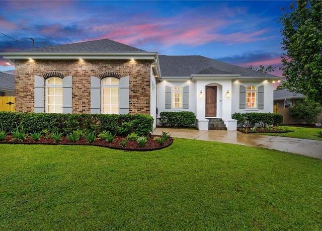 Property at 5020 Elmwood Pkwy, Metairie, LA 70003, 4 beds, 2 baths