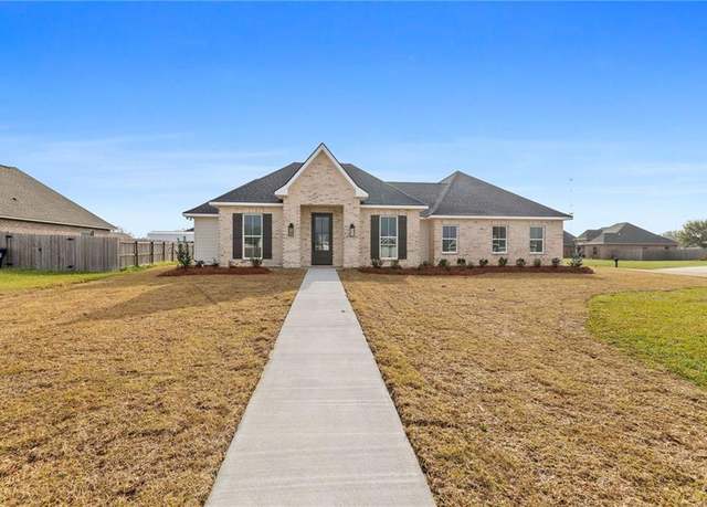 Property at 19443 Deerfield Loop, Loranger, LA 70446, 4 beds, 2.5 baths