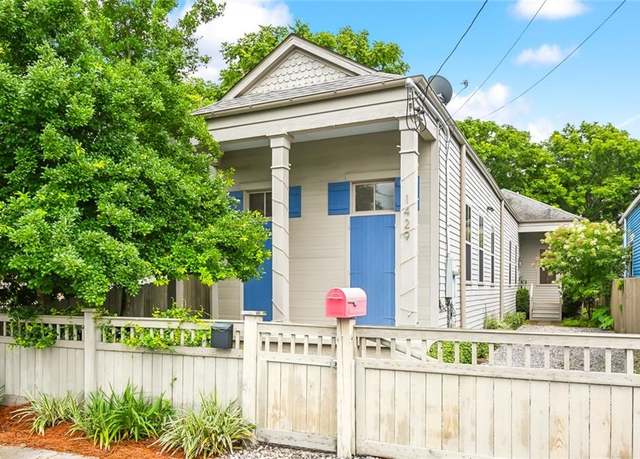 Property at 1429 Joliet St, New Orleans, LA 70118, 3 beds, 2.5 baths