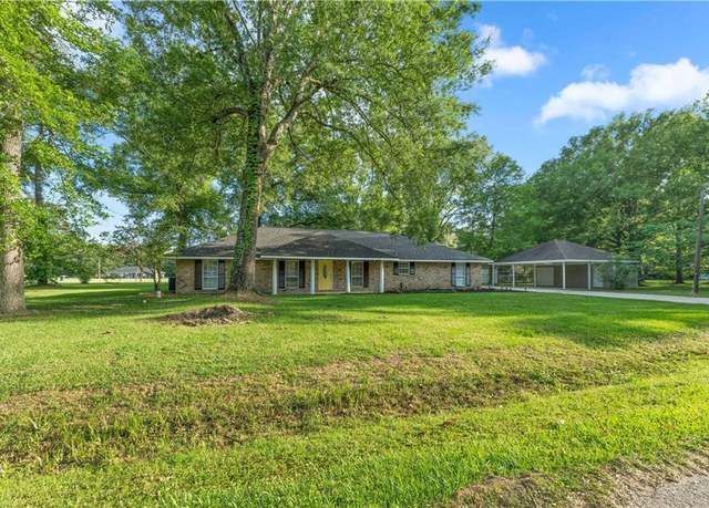 Property at 17462 Baywood Dr, Ponchatoula, LA 70454, 3 beds, 2 baths