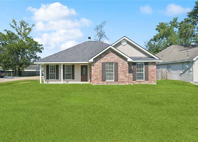 Property at 70393 8th St, Covington, LA 70433, 3 beds, 2 baths