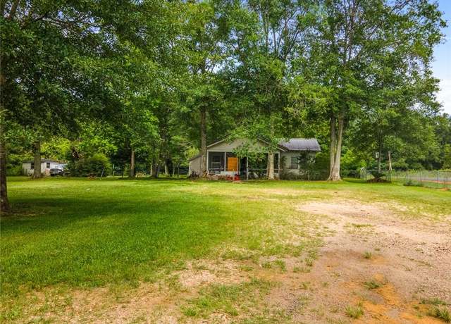 Property at 18474 Highway 40 Hwy, Covington, LA 70435, 3 beds, 2 baths