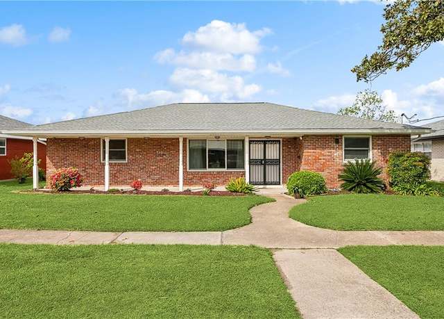 Property at 736 Lydia Ct, Marrero, LA 70072, 4 beds, 2 baths
