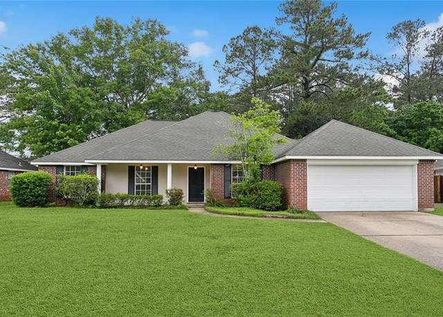 Property at 1155 Milan Dr, Mandeville, LA 70448, 3 beds, 2 baths