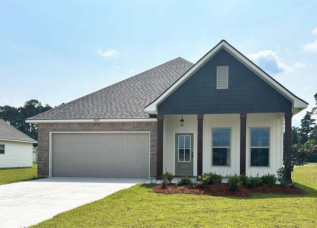 Property at 46103 Dover Dr, Hammond, LA 70401, 4 beds, 2 baths