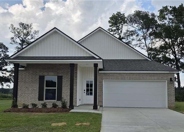 Property at 10215 Crystal Ln, Tickfaw, LA 70466, 4 beds, 2 baths