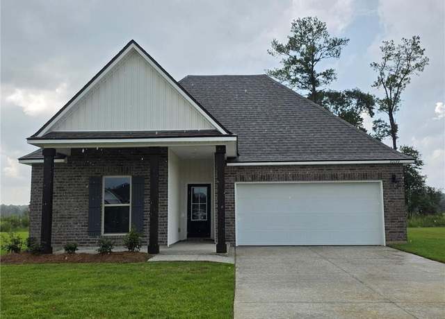 Property at 10199 Crystal Ln, Tickfaw, LA 70466, 4 beds, 2 baths
