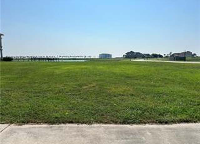 Property at 2064 Lakeshore Blvd S, Slidell, LA 70461