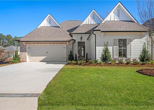 Property at 4221 Cypress Point Dr, Covington, LA 70433, 4 beds, 3 baths