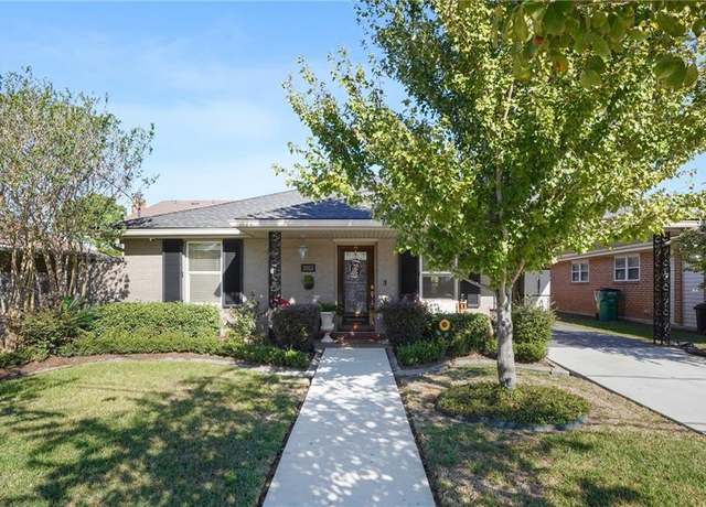 Property at 3913 Bellview St, Metairie, LA 70002, 3 beds, 2 baths