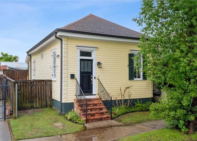 Property at 215 N Scott St, New Orleans, LA 70119, 2 beds, 1 bath