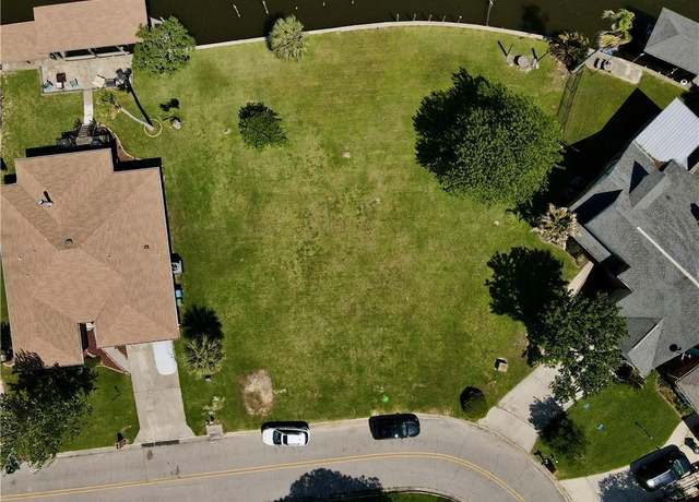 Property at 427 Charles Ct, Slidell, LA 70458