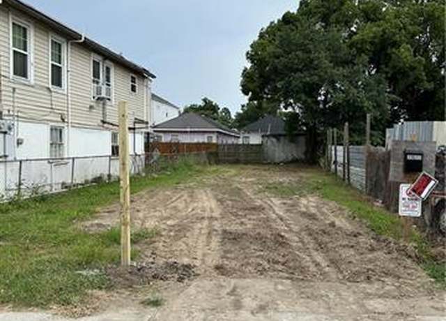 Property at 2922 Audubon St, New Orleans, LA 70125