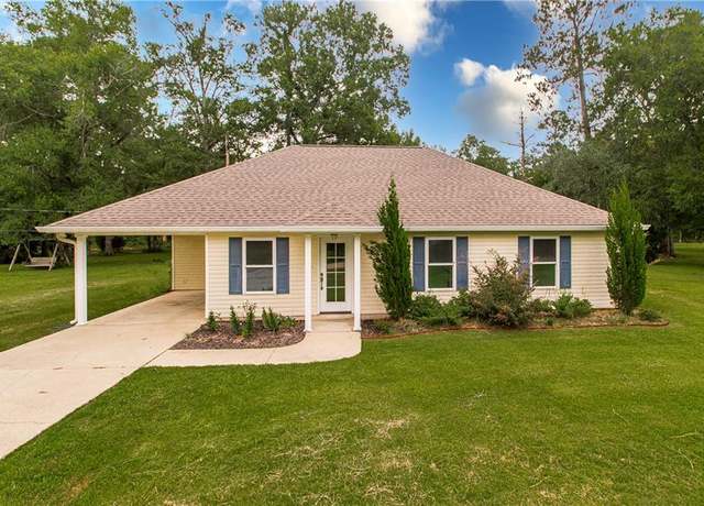 Property at 20342 Crescent Meadow Ln, Ponchatoula, LA 70454, 4 beds, 2 baths