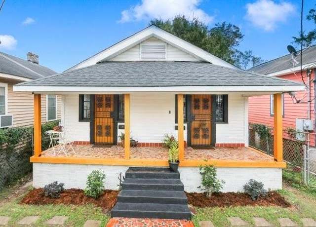 Property at 9029 31 Hickory St, New Orleans, LA 70118, 4 beds, 2 baths