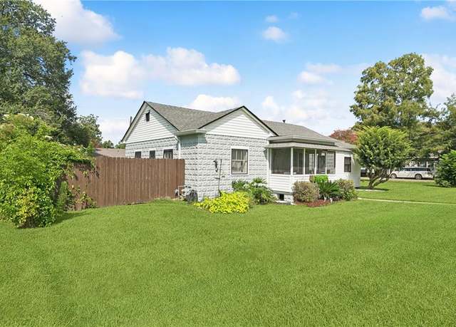 Property at 225 Saint Rose Ave, St Rose, LA 70087, 3 beds, 2 baths