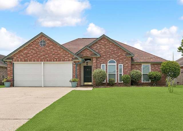 Property at 27 Sandpiper Dr, La Place, LA 70068, 3 beds, 2 baths