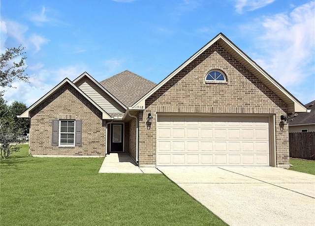 Property at 41958 Snowball Cir, Ponchatoula, LA 70454, 3 beds, 2 baths