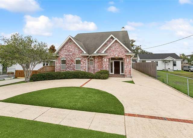 Property at 1715 Demosthenes St, Metairie, LA 70005, 5 beds, 3.5 baths