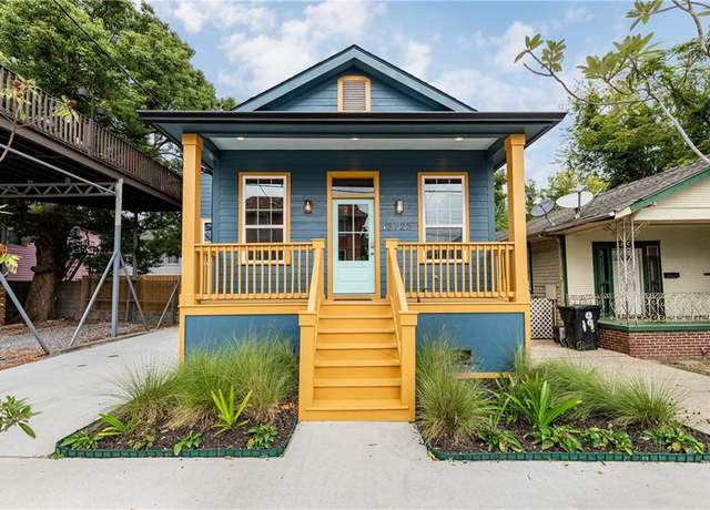Property at 3723 S Prieur St, New Orleans, LA 70125, 3 beds, 2.5 baths