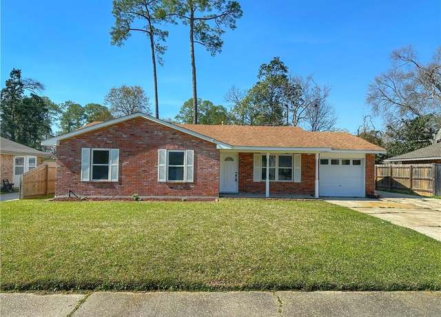 Property at 1506 Oakwood Dr, Slidell, LA 70458, 4 beds, 2 baths