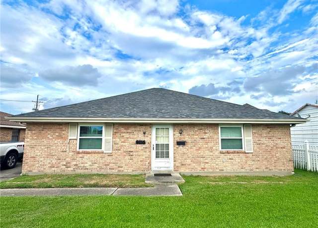 Property at 2115 N Causeway Blvd Blvd, Metairie, LA 70001, 3 beds, 2 baths
