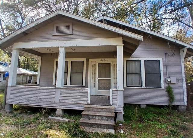 Property at 911 Saint John St, Bogalusa, LA 70427, 3 beds, 1 bath