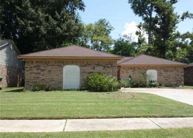 Property at 2540 English Colony Dr, La Place, LA 70068, 3 beds, 2 baths